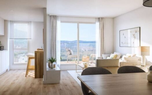 URBAN RESIDENTIAL, NEXT TO THE SEA AND WITH MONTGÓ VIEWS