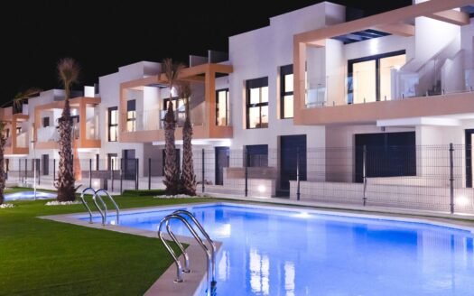 Bungalow for sale in Orihuela Costa