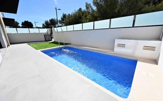 Town House for sale in Orihuela Costa