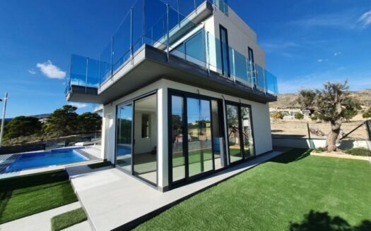 Villa for sale in Finestrat