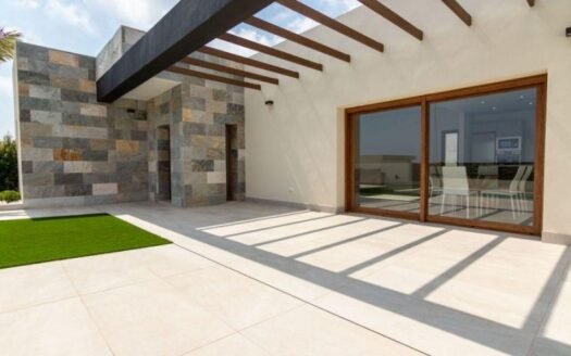 Villa for sale in Torrevieja
