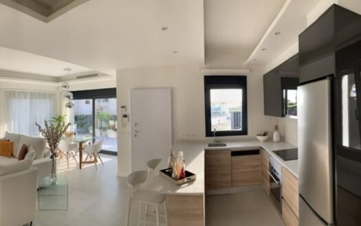 Villa for sale in Daya Nueva