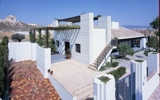 Villa for sale in Sucina