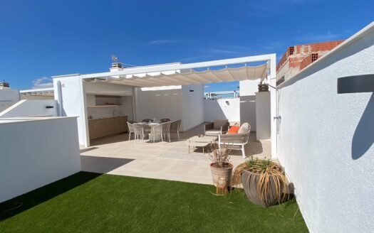 Bungalow for sale in Pilar de La Horadada