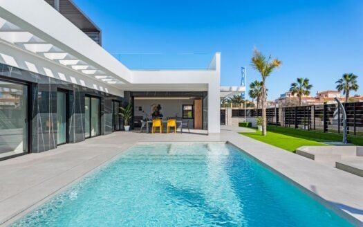 Villa for sale in Algorfa