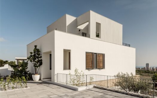 Villa for sale in Finestrat