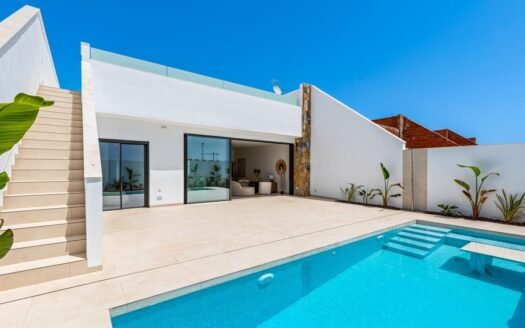 Town House for sale in Los Alcazares