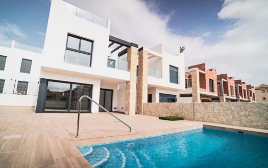 Villa for sale in Orihuela Costa