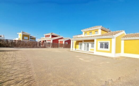 Villa for sale in Lorca