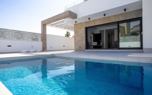 Villa for sale in San Miguel de Salinas
