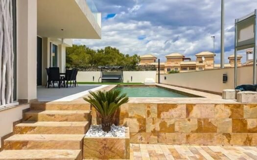 Villa for sale in Orihuela Costa