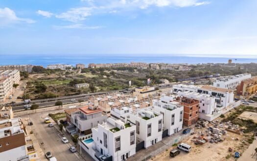 Villa for sale in Guardamar del Segura