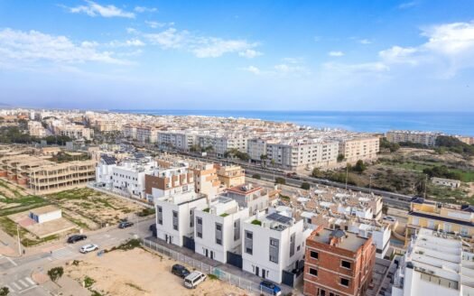 Villa for sale in Guardamar del Segura