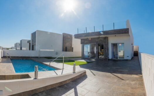 Villa for sale in Orihuela Costa