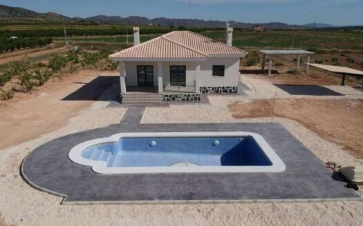 Villa for sale in Pinoso