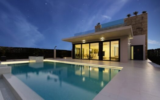 Villa for sale in Orihuela Costa