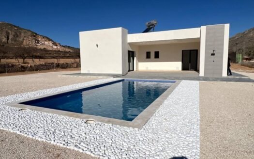 Villa for sale in Hondón de las Nieves