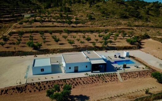 Villa for sale in Hondón de las Nieves