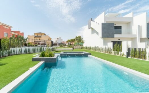Bungalow for sale in Torrevieja