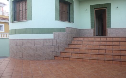 Villa for sale in Torrevieja
