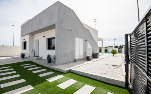 Villa for sale in Pilar de La Horadada