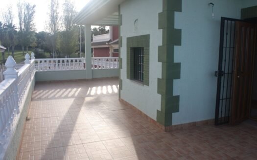 Villa for sale in Torrevieja