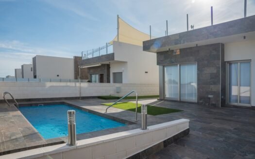 Villa for sale in Orihuela Costa