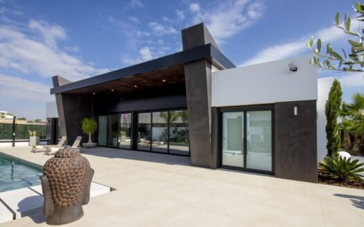 Villa for sale in Rojales