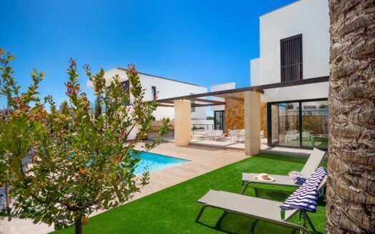 Villa for sale in Orihuela Costa