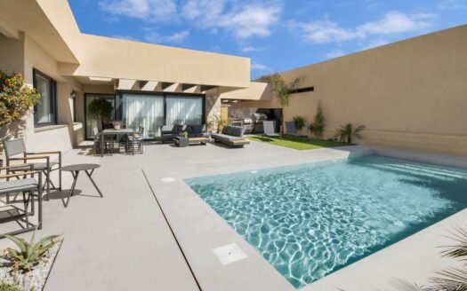 Villa for sale in Baños y Mendigo