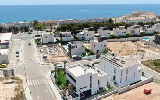 Villa for sale in Orihuela Costa