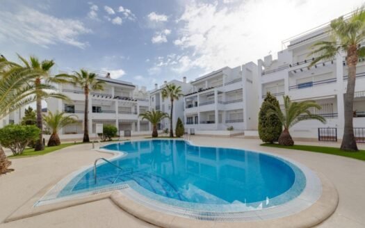 Apartment for sale in Torrevieja, 240 meters from the sea!