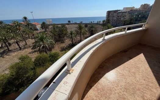 Apartment for sale in Torrevieja with spectacular sea views