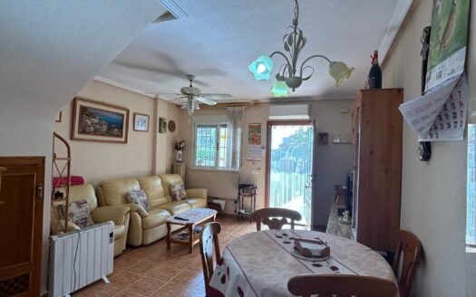 Spacious  duplex for sale in Orihuela Costa