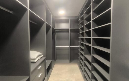 Detached villa for sale in Los Montesinos