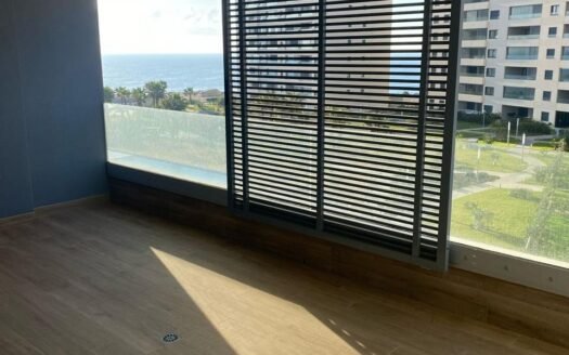 Brand-New 3-Bedroom Seafront Apartment in Punta Prima