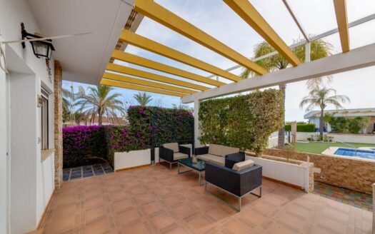 Terraced house for sale in Pilar de la Horadada