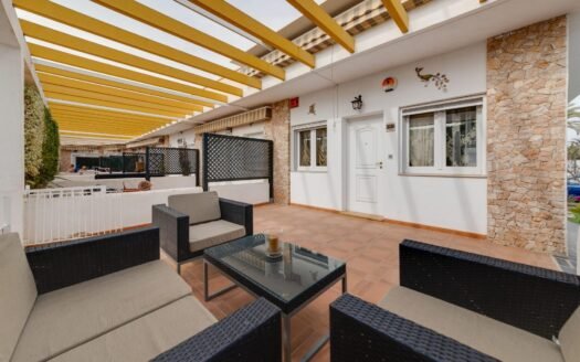 Terraced house for sale in Pilar de la Horadada