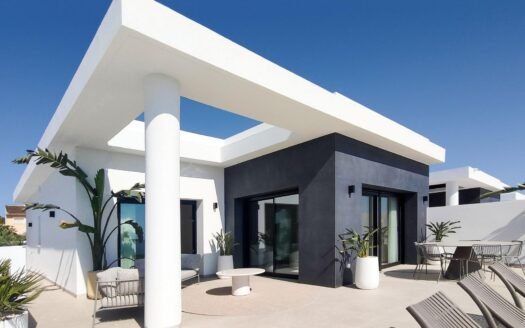 Modern Luxury Villa with Mountain Views in Ciudad Quesada, Costa Blanca