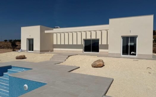 New build villas in Pinoso on rural plots