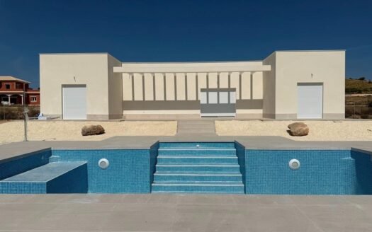 New build villas in Pinoso on rural plots