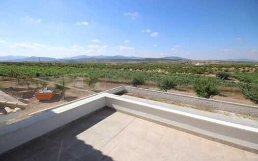 New build villas in Pinoso on rural plots