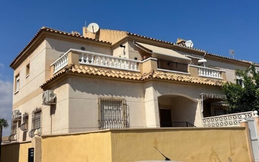 Bungalow for sale in Torrevieja