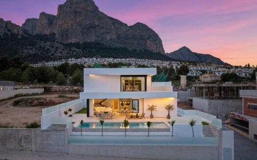 NEW BUILD VILLAS IN POLOP