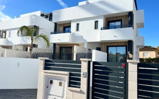 Modern New Build Semi Detached Villas in Benferri Alicante