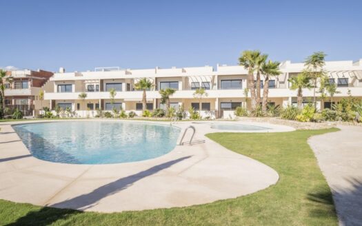 BUNGALOW DE DISEÑO JUNTO AL MAR