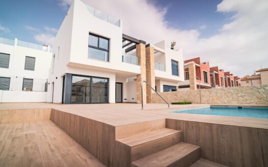 Villa for sale in Orihuela Costa