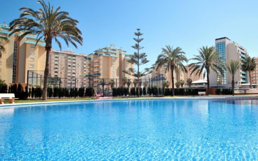 HERMOSOS APARTAMENTOS CON VISTAS AL MAR EN LA MANGA