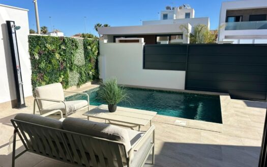 Villa for sale in San Pedro del Pinatar