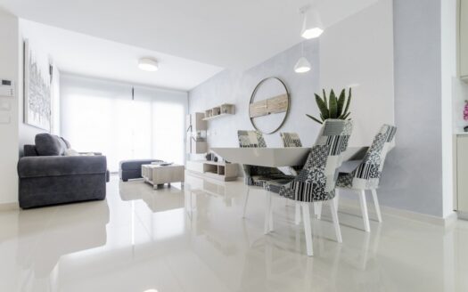 Villa for sale in San Miguel de Salinas